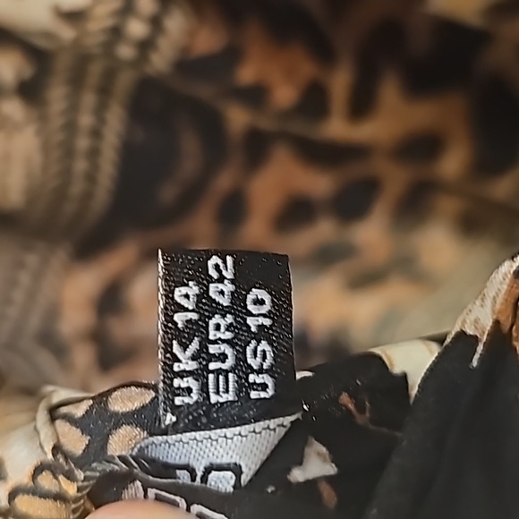 Boohoo Dress - Picture 5 of 5